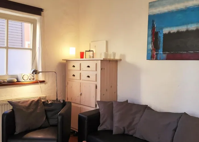 Auf Den Hofen 호텔 *